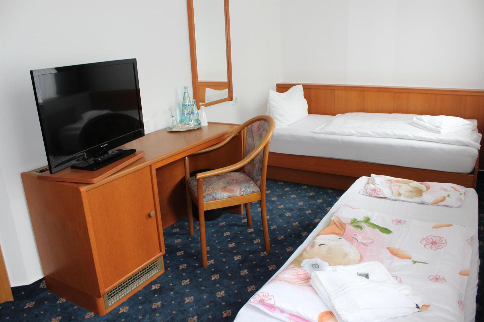 Отель Saechsisches Haus 3*
